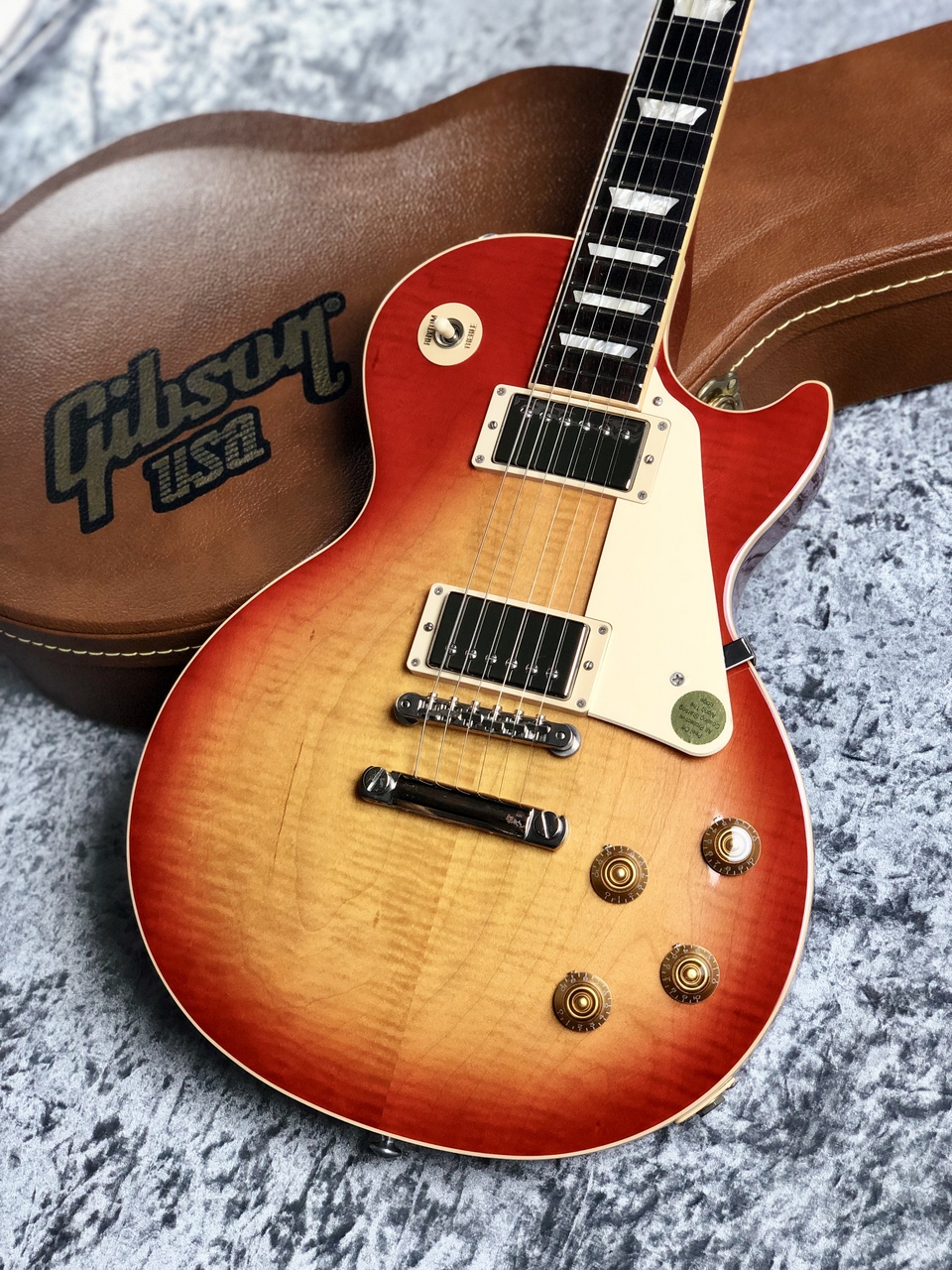 Gibson Les Paul Traditional 2017T Heritage Cherry Sunburst【2017年