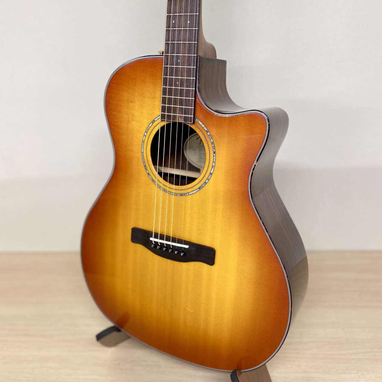 Fender GA 45 SCE YUI、新山詩織使用ギター - 大阪府の楽器