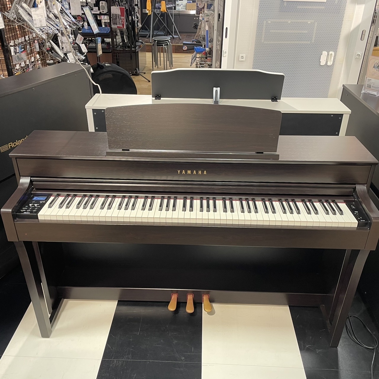 YAMAHA CLP-645 - Clavinova(クラビノーバ)【USED】（中古/送料無料