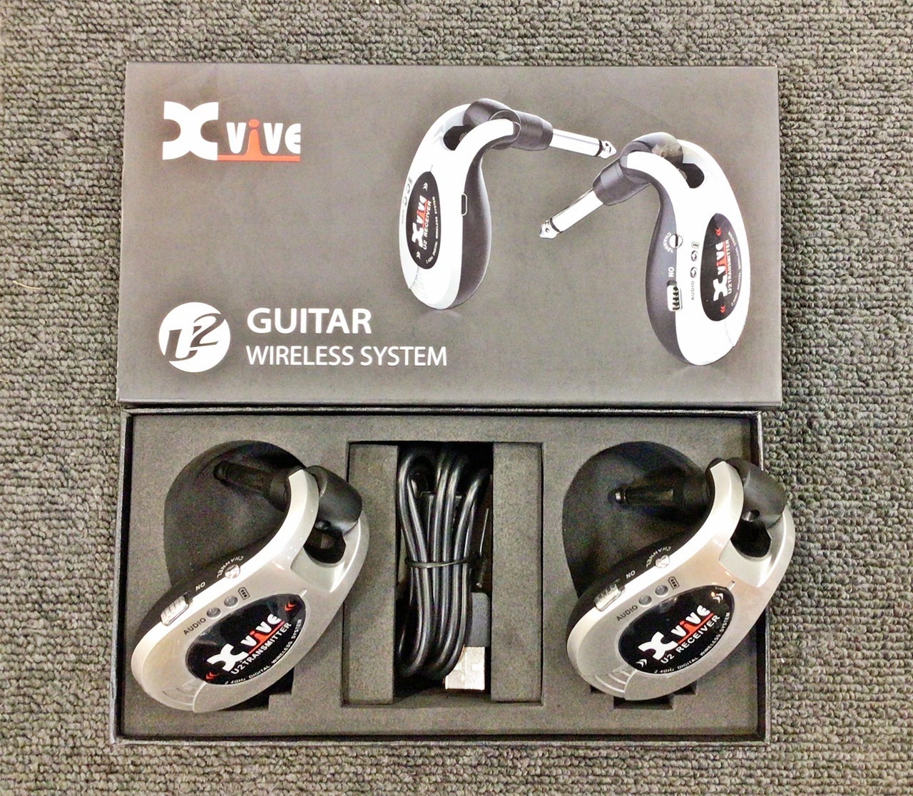 Xvive Effects Pedals XV-U2 Silver Wireless Guitar System 【旧価格