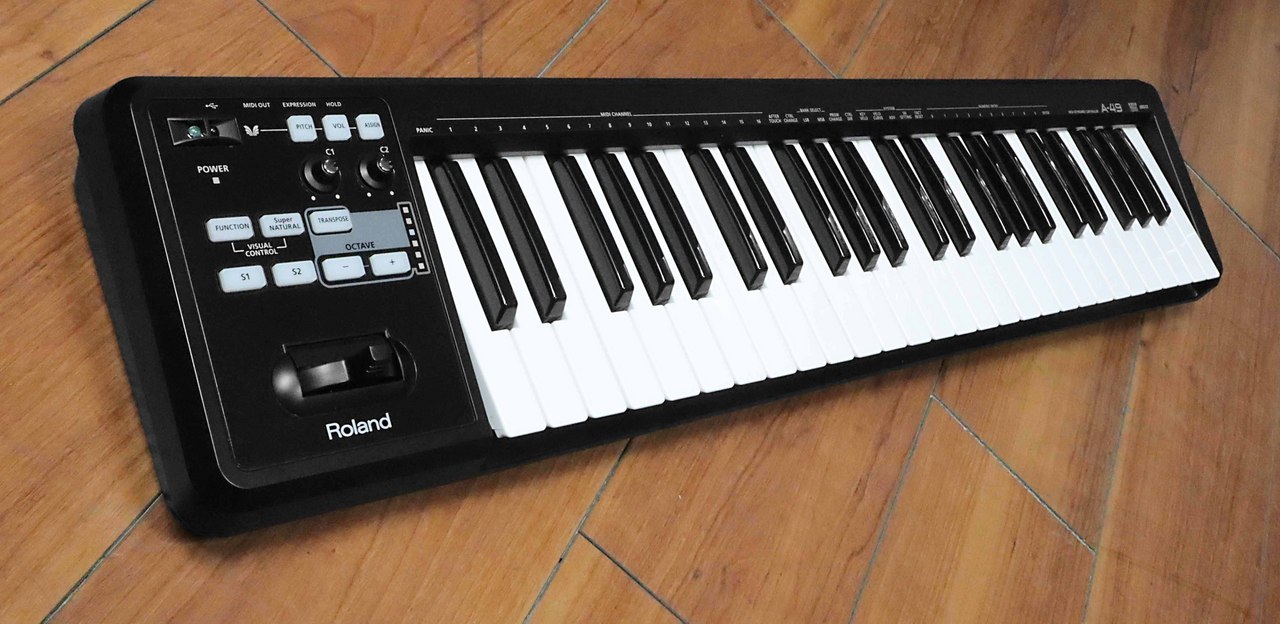 Roland MIDIキーボードA-49 - 器材