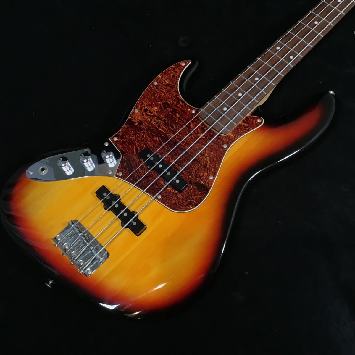 ＳＱＵＩＥＲ Ｖ．ＭＯＤ ＪＡＺＺ ＢＡＳＳ ＬＨエレキベース - www