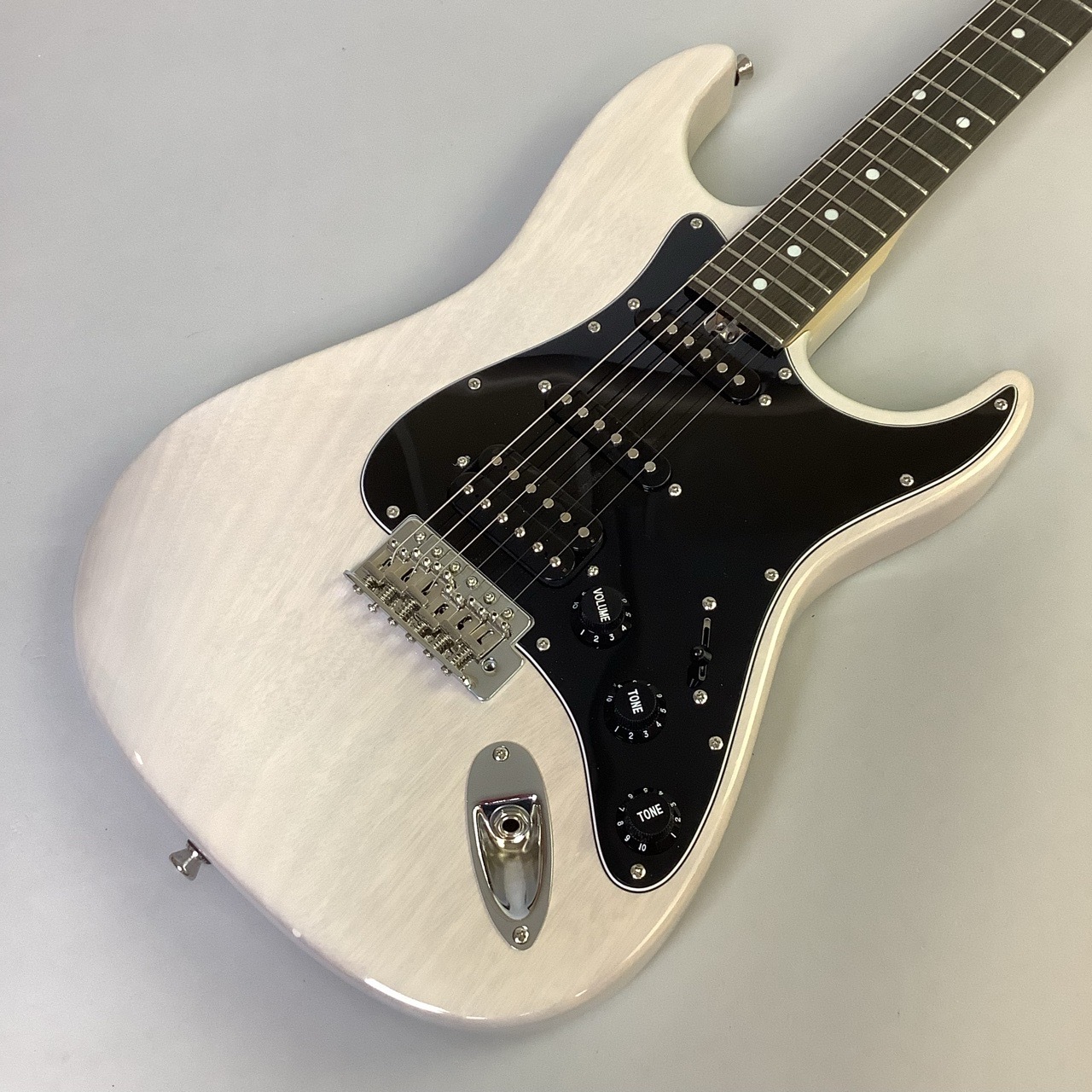 G-STUDIO PLD エレキギター BACCHUS 定価60000円