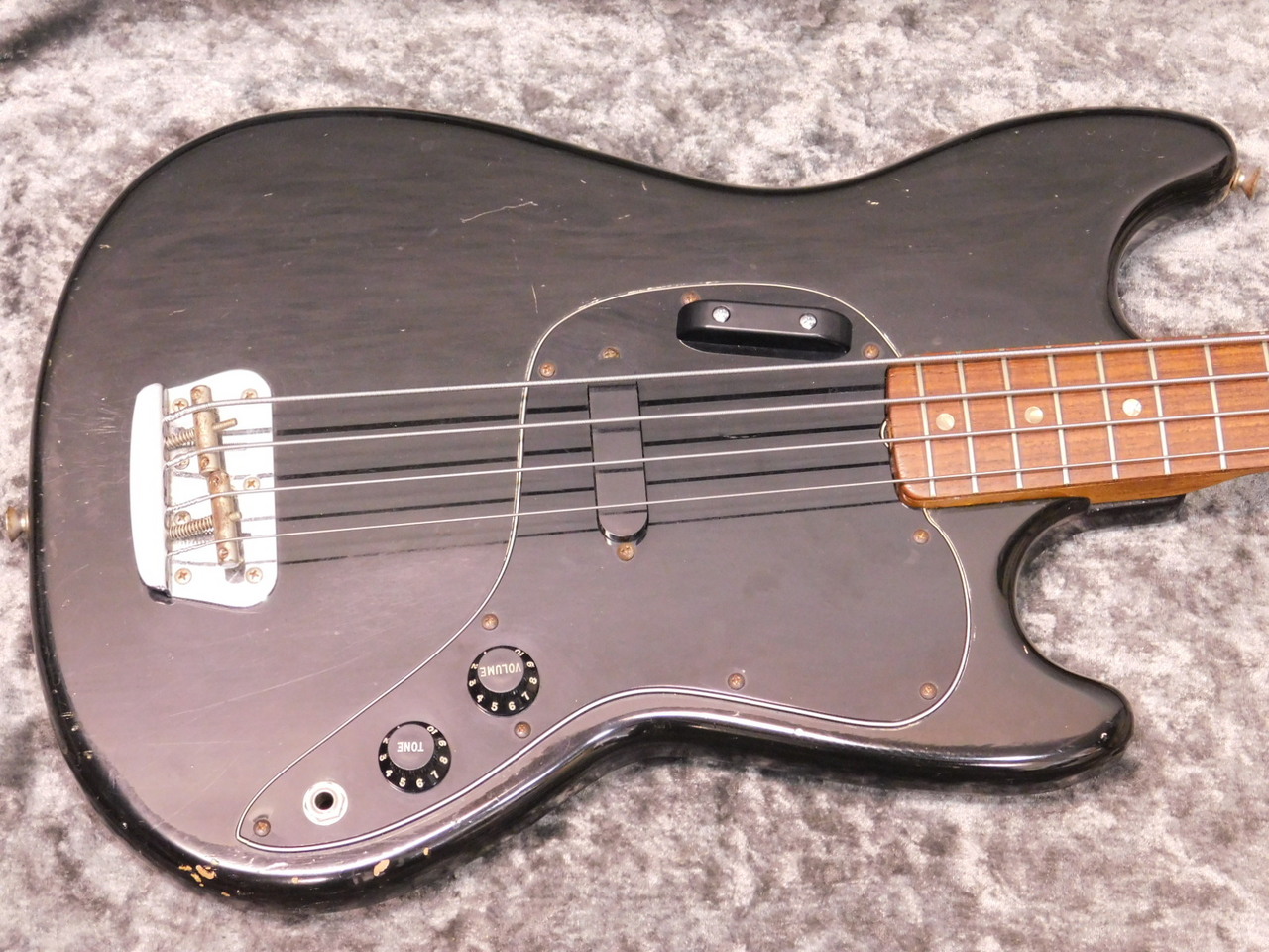 Fender MusicMaster Bass '78（ビンテージ）【楽器検索デジマート】
