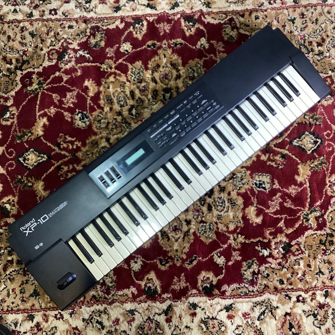 Roland シンセサイザー XP-10 - 鍵盤楽器