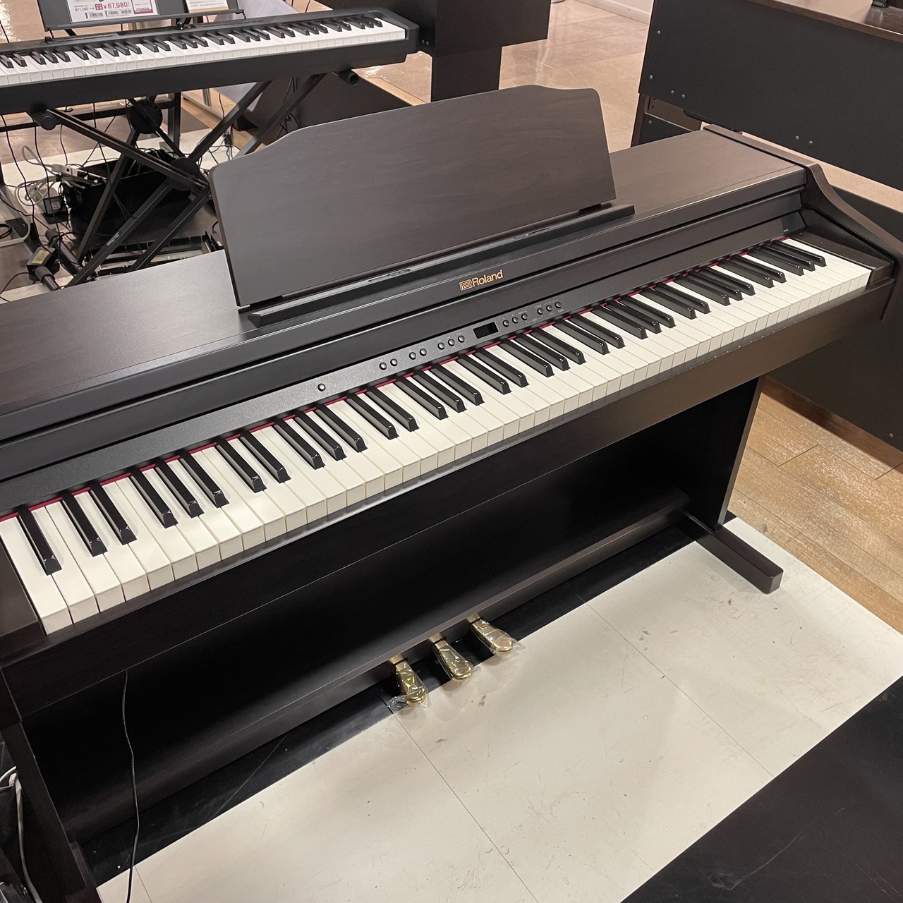 ローランド 電子ピアノ RP501R - 鍵盤楽器、ピアノ