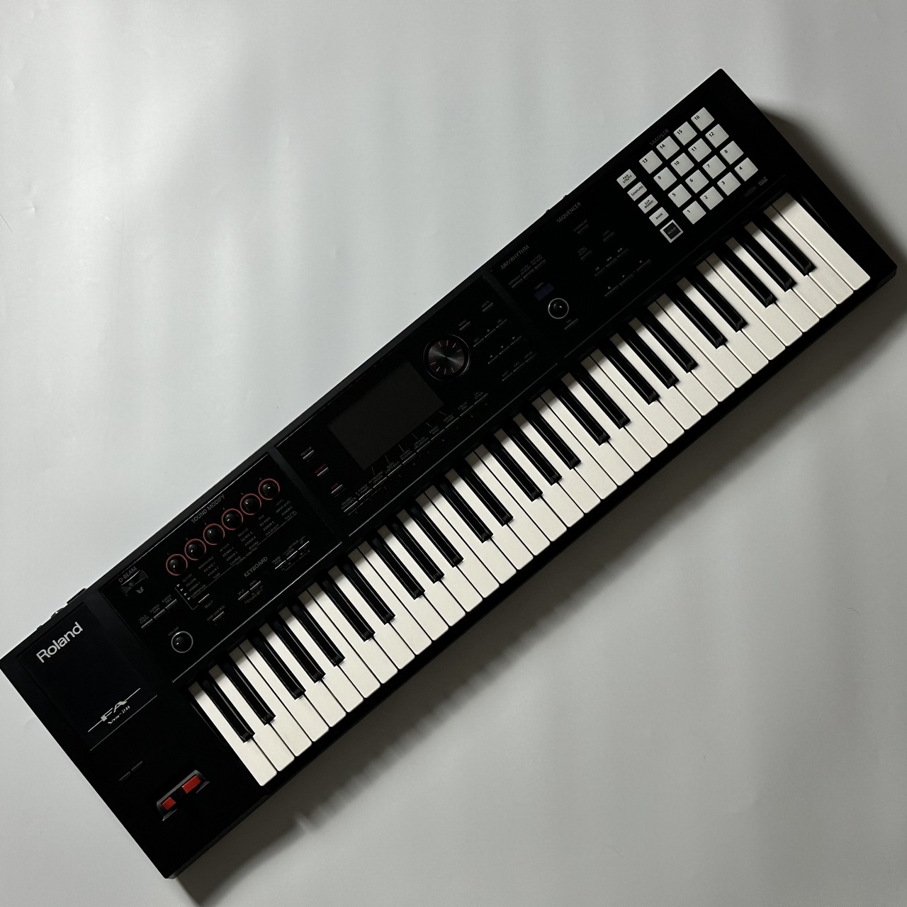 Roland FA-06【中古品】 【箱あり】【ケース付き】（中古）【楽器検索