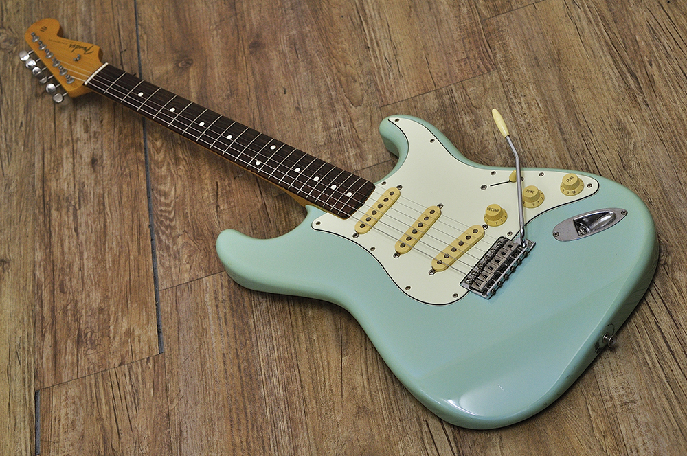 日本購入フェンダージャパン Fender Japan ST62 Nシリ 極上美品! コレクション 95-96年 メンテ/クリーニング済み STRATOCASTER ストラトキャスター フェンダー