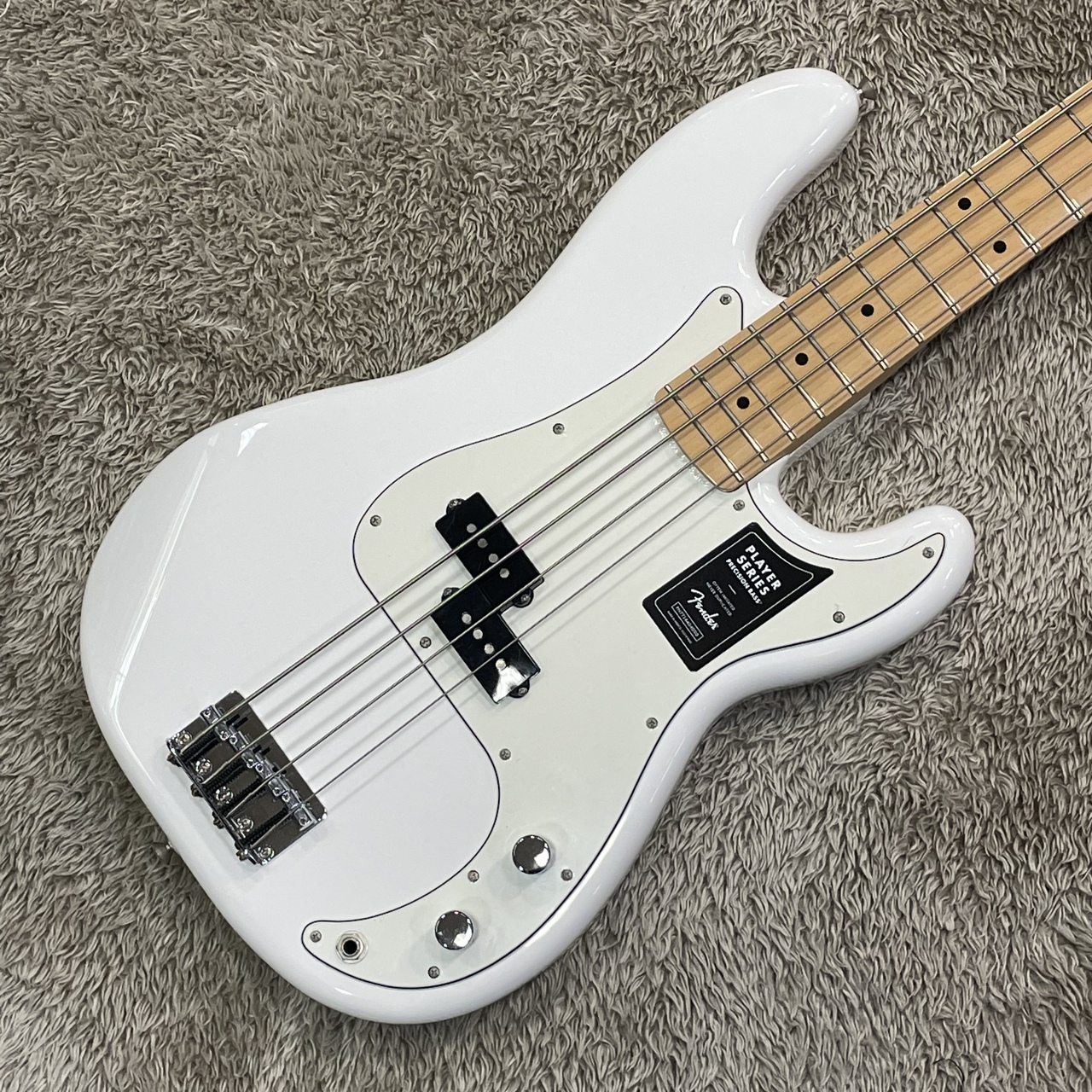 Fender Player Precision Bass Polar White / Maple 【展示入替特価