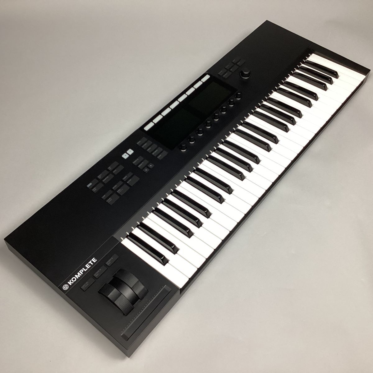 6381】 KOMPLETE KONTROL S49 MIDI キーボード-