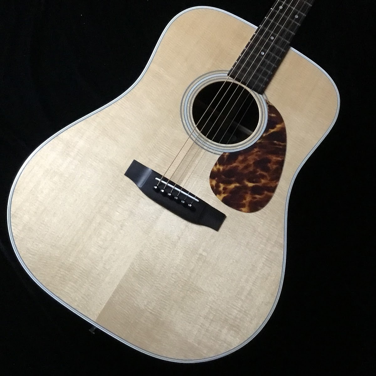 SALE人気K.yairi LO-65 2018年製 美品です。 ヤイリギター