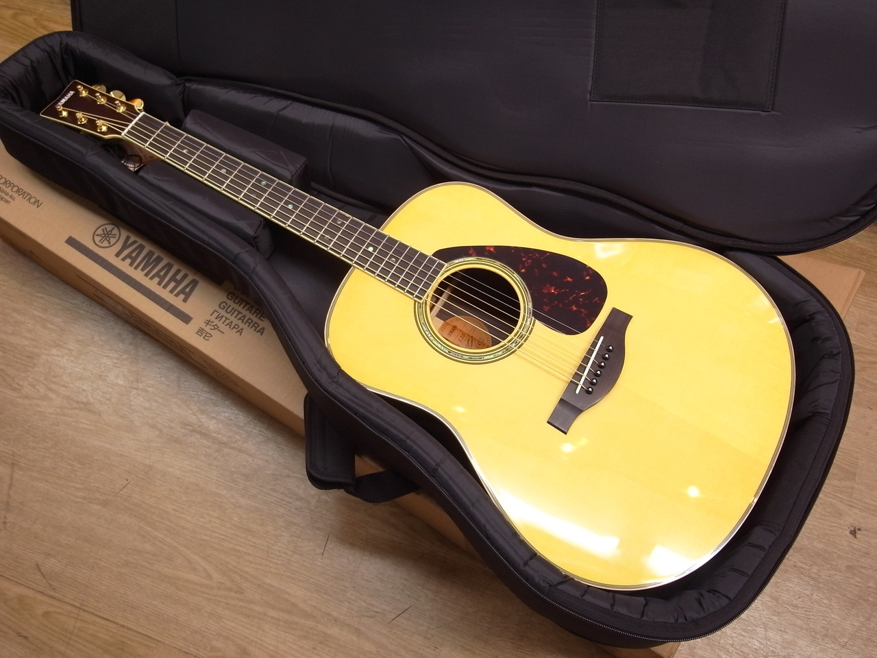 ヤマハ アコースティックギター LL16