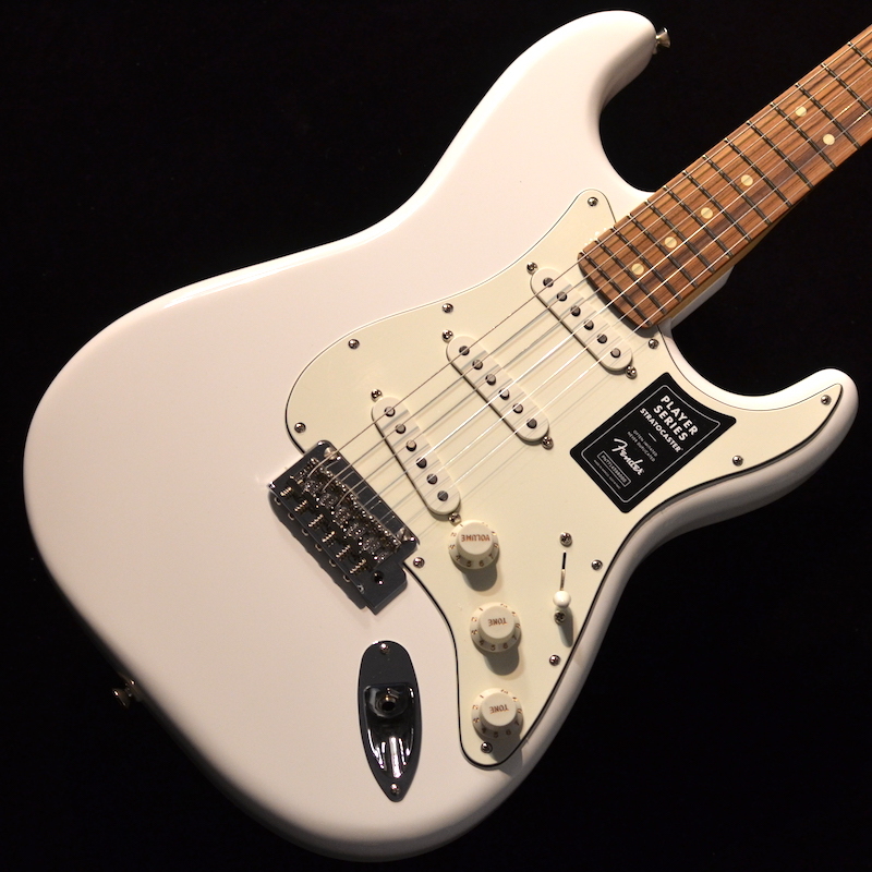 Pau　Ferro　Stratocaster(R)　Polar　エレキギター　White　FENDER　ギター　HSS,　Fender　Player　Fingerboard,