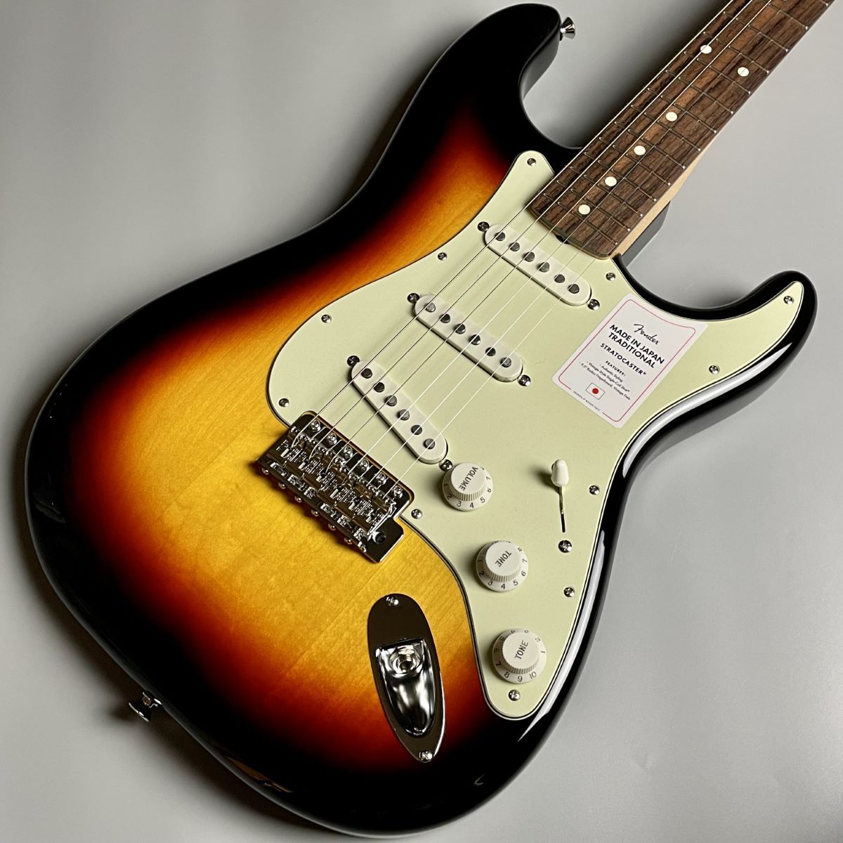 Fender Made in Japan Traditional 60s Stratocaster エレキギター