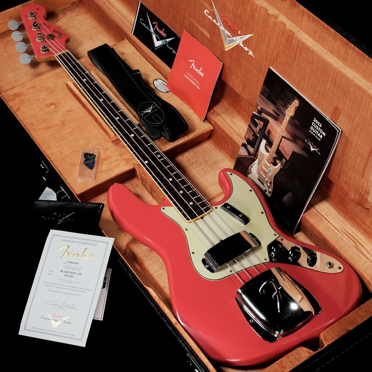 Fender Custom Shop 1966 Jazz Bass Journeyman Relic Fiesta Red ...