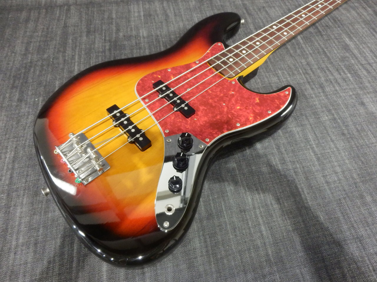 超美品 Fender Japan JazzBass 最上位機種 送料込み-