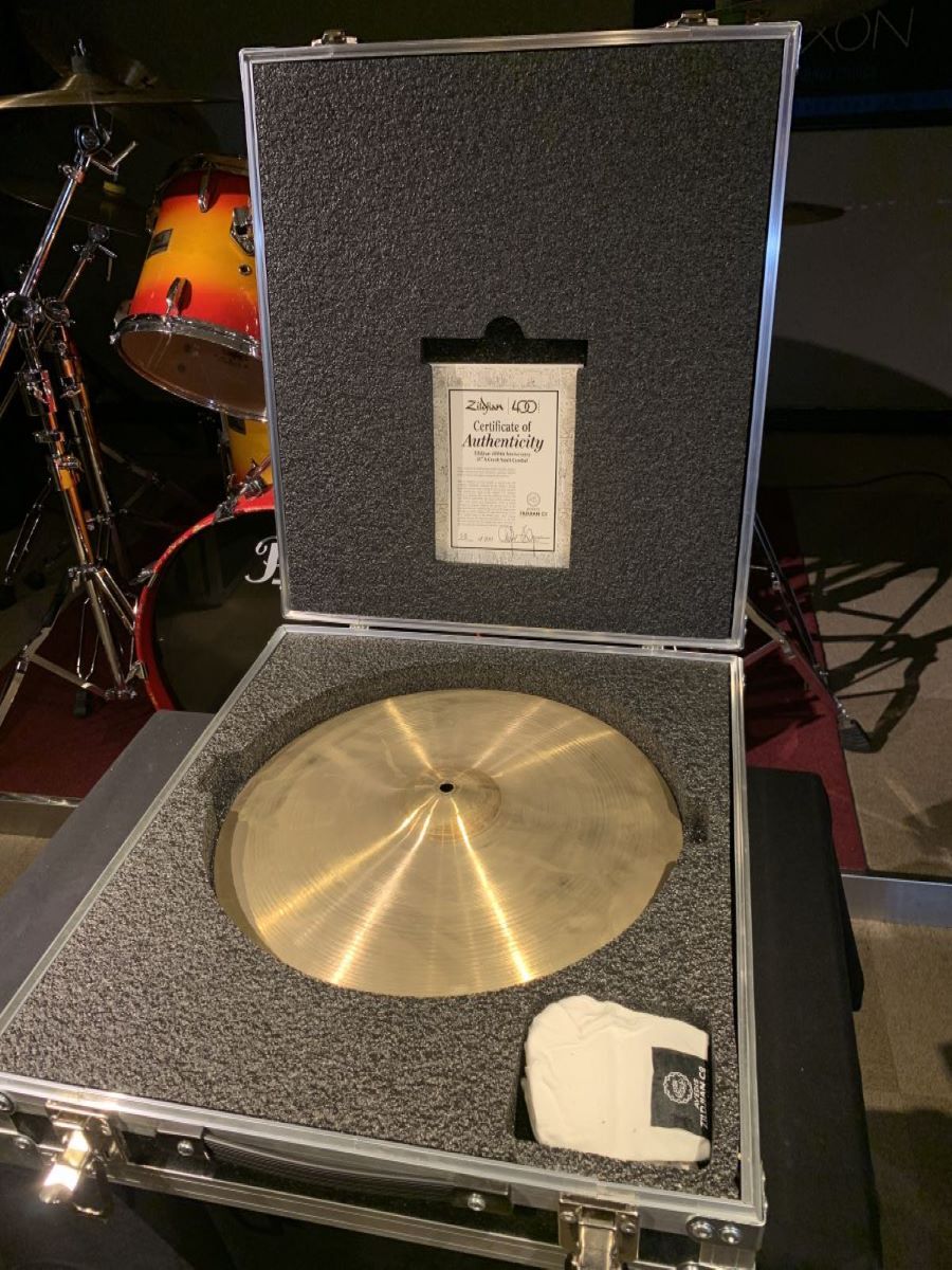 Zildjian 【世界200枚限定】400周年記念15”Vault Crash 886g シリアル