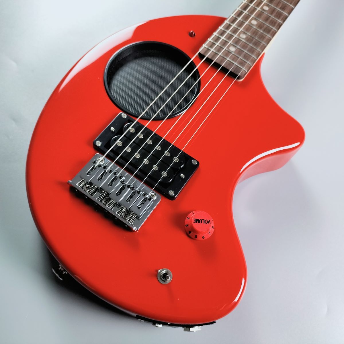 FERNANDES ZO-3 2019 W/SC RED スピーカー内蔵ミニエレキギター レッド 