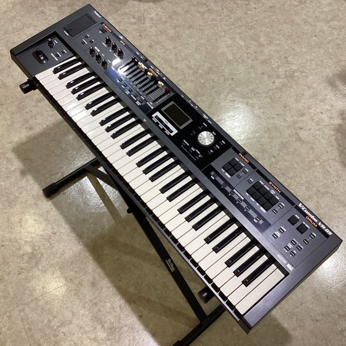 Roland VR-09 V-Combo ライブキーボード（中古/送料無料）【楽器検索