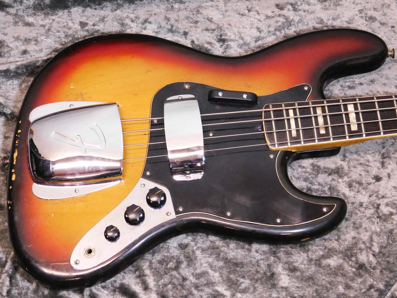 Fender Jazz Bass '74（ビンテージ）【楽器検索デジマート】