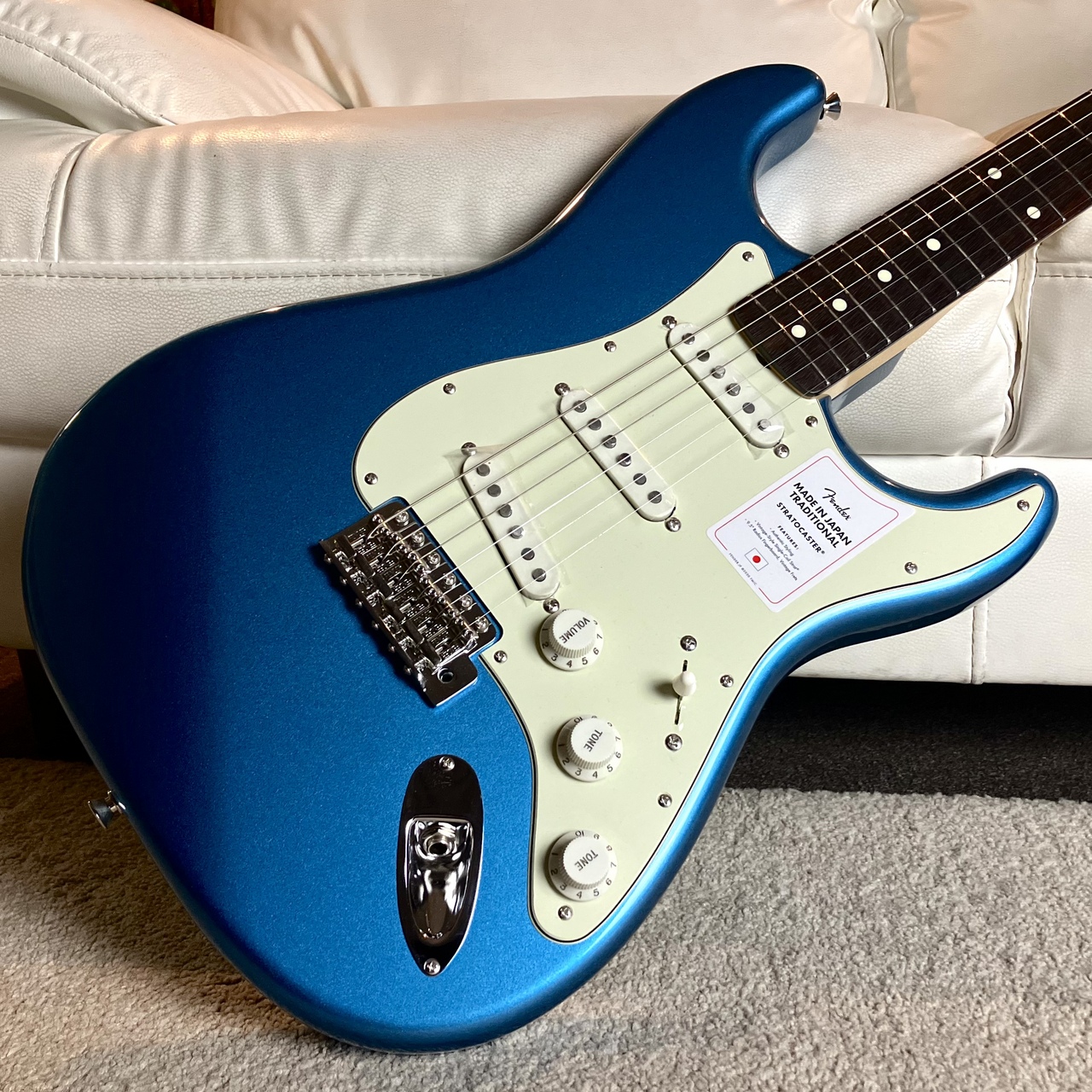 Fender Made in Japan Traditional 60s Stratocaster -Lake Placid