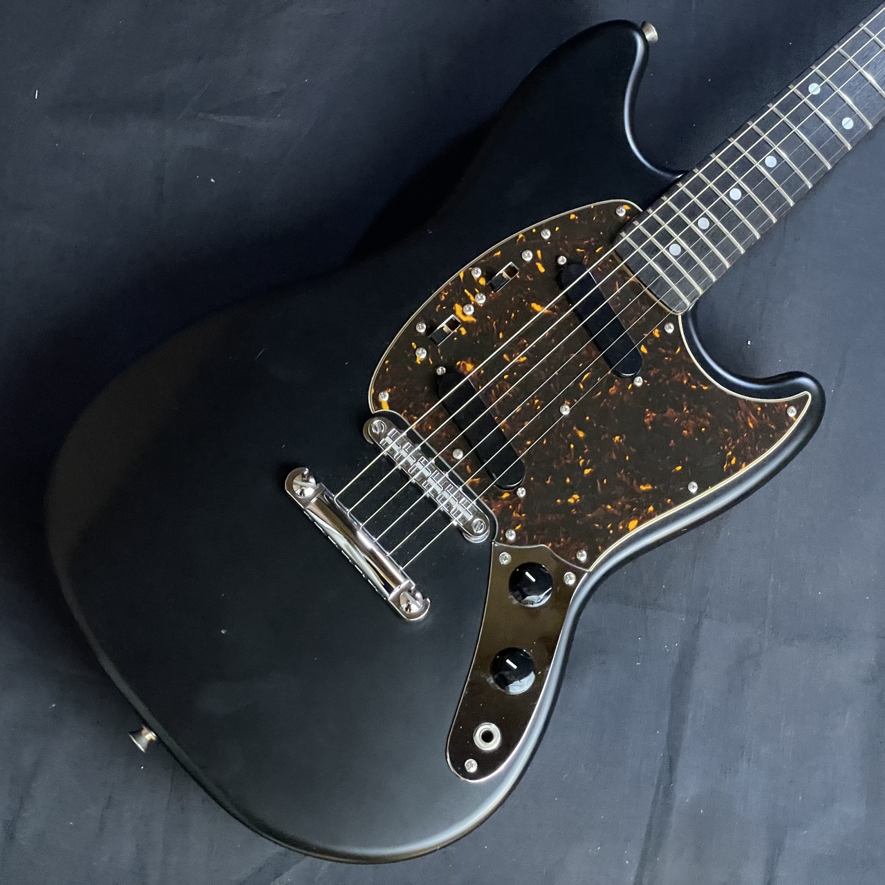 used fender mustang