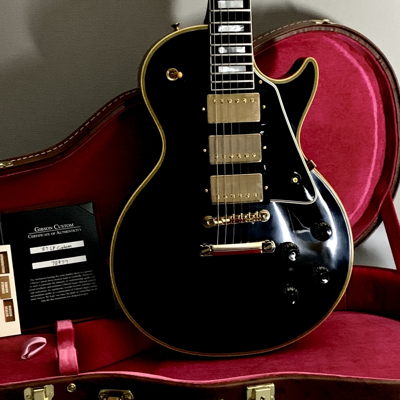 Gibson Custom Shop Historic Collection 1957 LesPaul Custom 3PU VOS