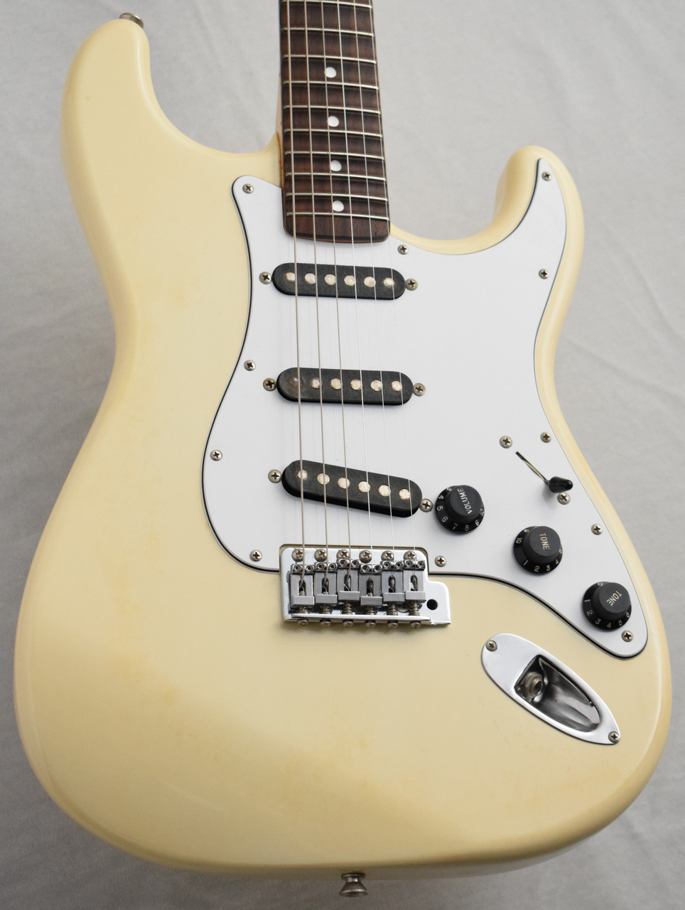 Fender Japan 【94年製/中古】ST72-85SC ~Olympic White~ 3.75kg