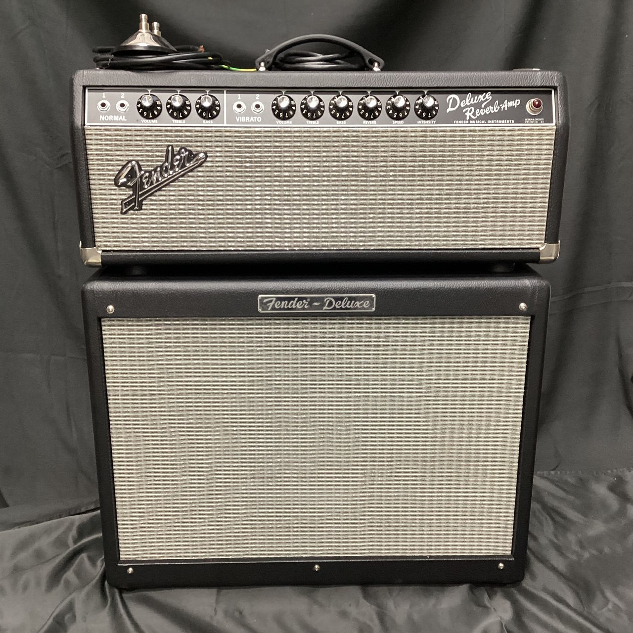 Fender 65 Deluxe Reverb Head & Hot Rod Deluxe 112 Enclosure