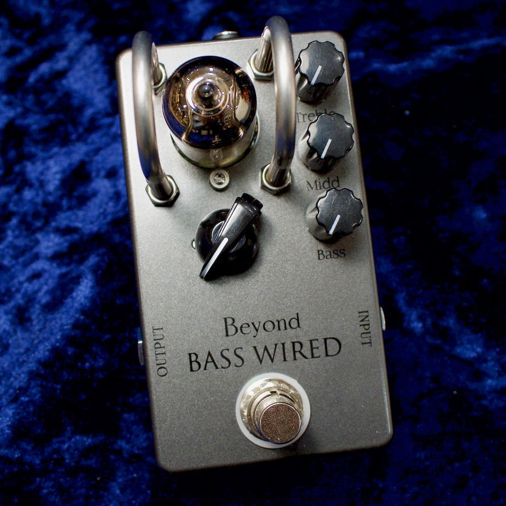 適切な価格 Beyond Bass Wired 2S euro.com.br