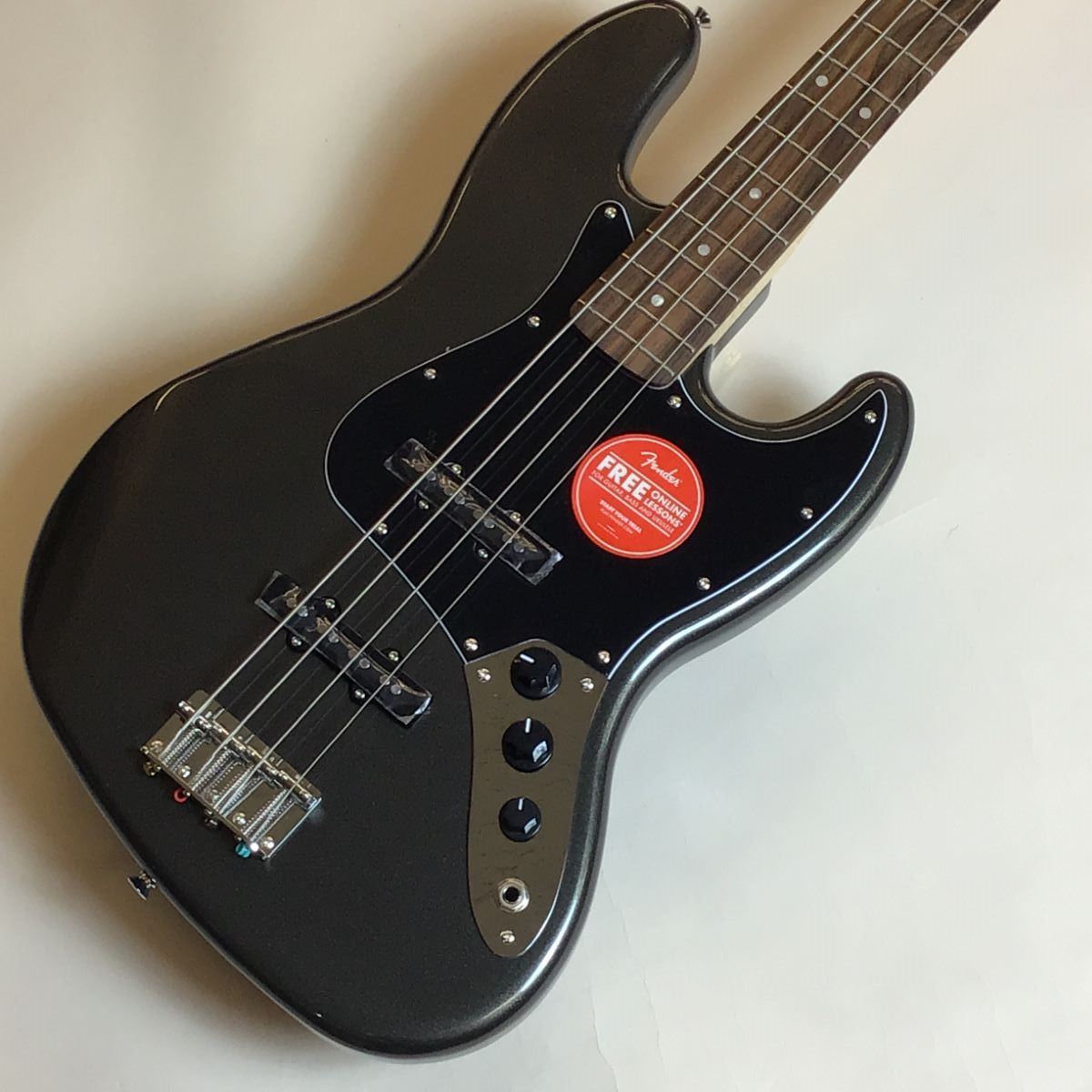 Squier by Fender Affinity Series Jazz Bass Charcoal Frost Metallic