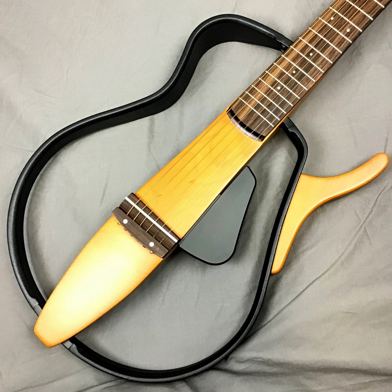 YAMAHA サイレントギター SLG110S - エレキギター