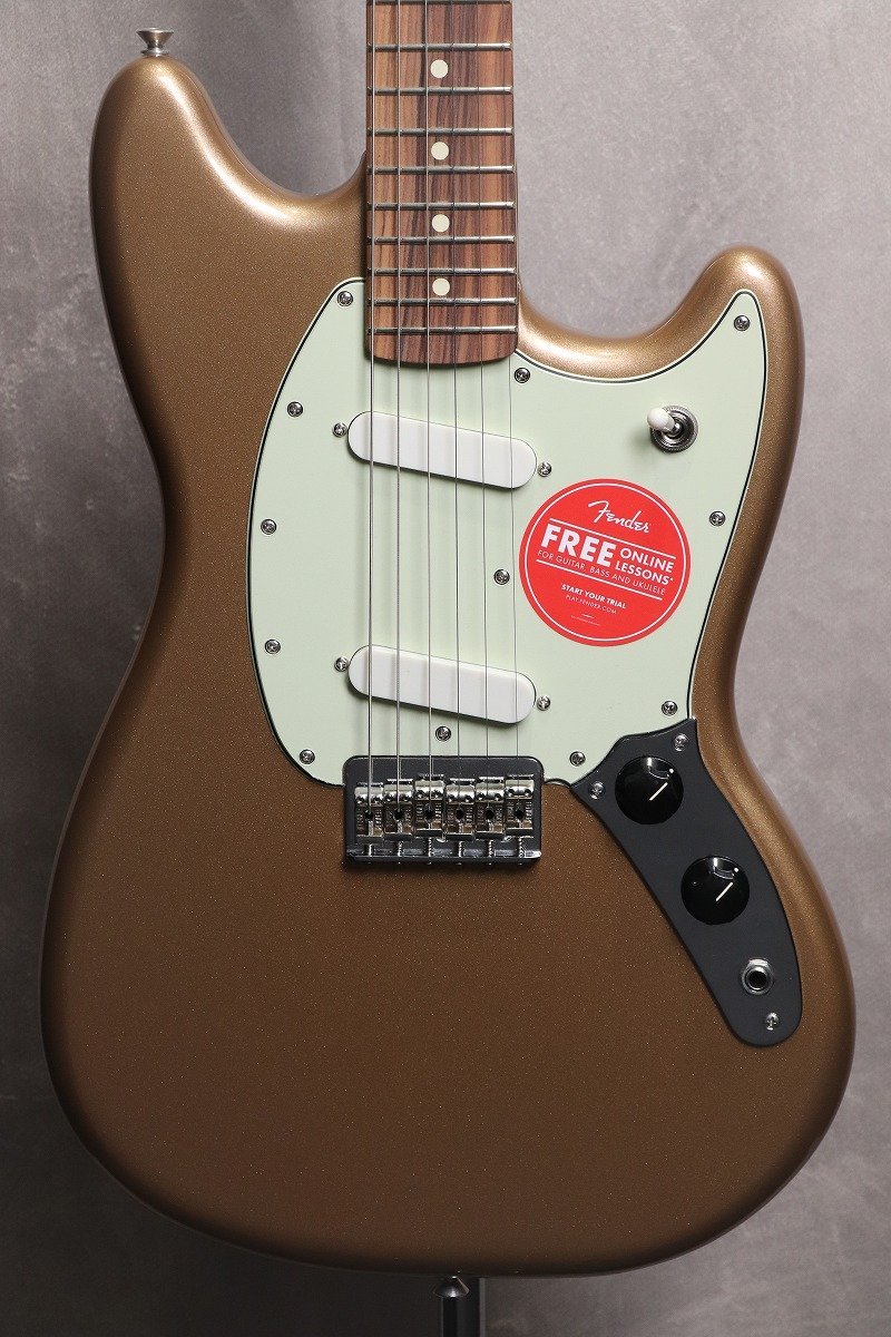 Fender Player Series Mustang Pau Ferro Fingerboard Firemist Gold  【横浜店】（新品/送料無料）【楽器検索デジマート】