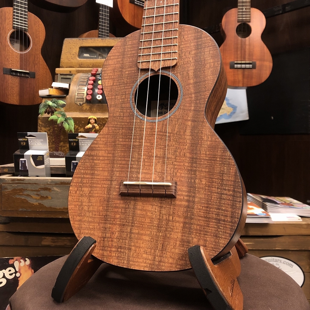 Martin OXK Concert Uke #9780 【コンサートサイズ】【HPLボディ