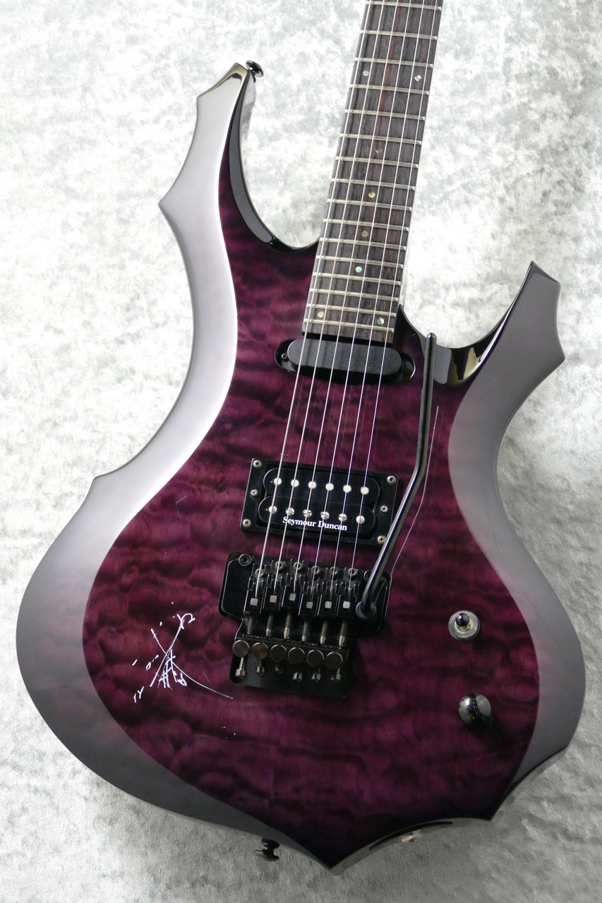 レア！！PIERROT潤モデルエレキギター！シグネイチャー！グラス