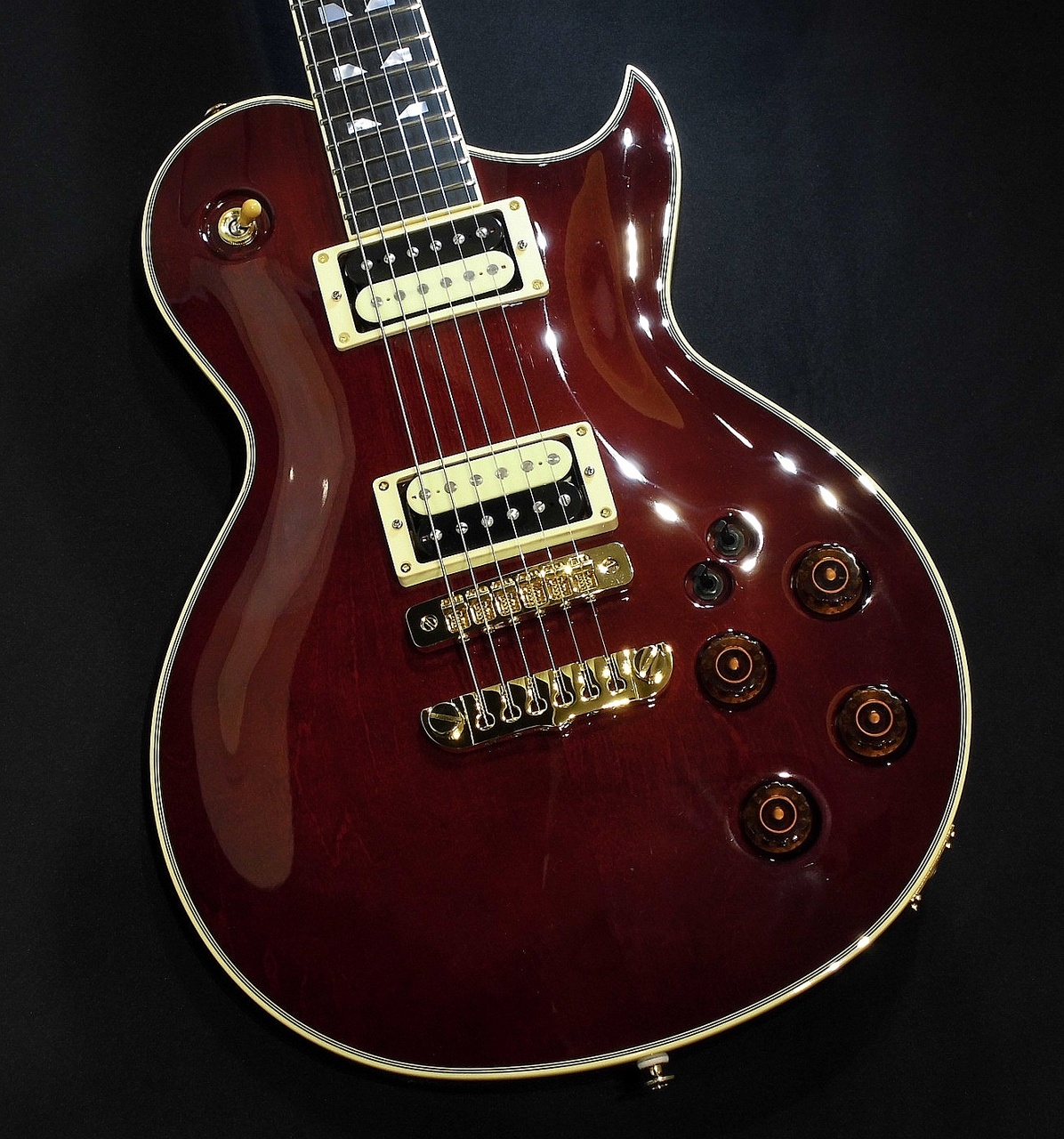 80年代名器！！Aria ProⅡ PE-R100・レスポールタイプ