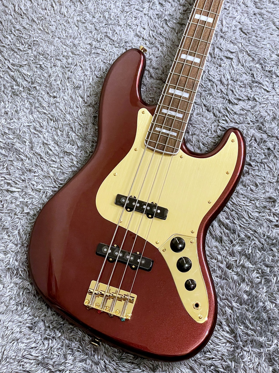 Squier by Fender 40th Anniversary Jazz Bass Gold Edition Ruby Red