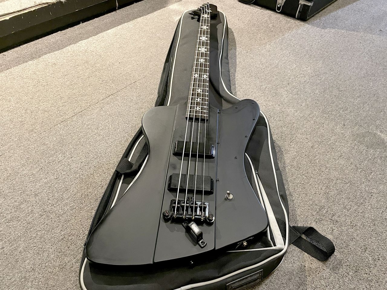 Epiphone Nikki Sixx Blackbird（中古）【楽器検索デジマート】