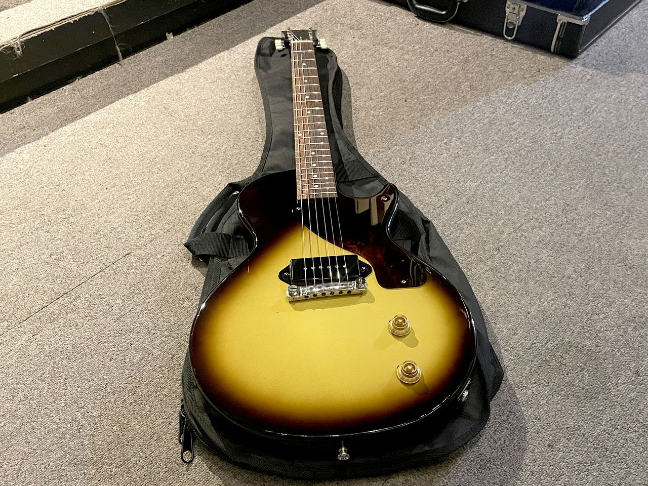 希少】Epiphone 日本フジゲン製 レスポールギター - エレキギター