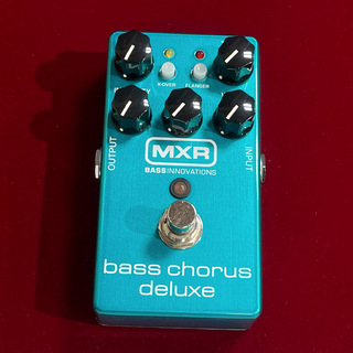 MXR M83 Bass Chorus Deluxe 