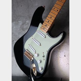 Fender Custom ShopLimited Edition '54 Stratocaster BLACK / Gold Hard Ware 