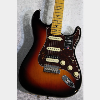 FenderAmerican Professional II Stratocaster HSS 3-Color Sunburst #US22175165【3.63kg/傷アリ特価】