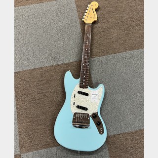 Fender Made in Japan Traditional 60s Mustang, Rosewood Fingerboard, Daphne Blue