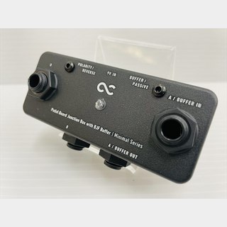 ONE CONTROLMinimal Series Pedal Board Junction Box with BJF Buffer