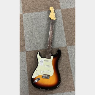Fender  Made in Japan Traditional 60s Stratocaster, Left-Handed, Rosewood Fingerboard, 3-Color Sunburst