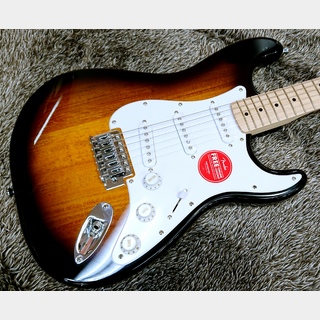 Squier by Fender Sonic Stratocaster 2-Color Sunburst / Maple