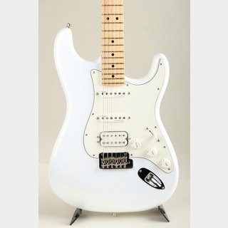 FenderJuanes Stratocaster Luna White