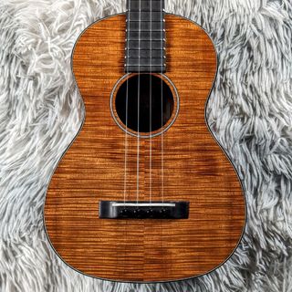 tkitki ukulele HK-T5A Ebony　【現品限りの特別価格！】