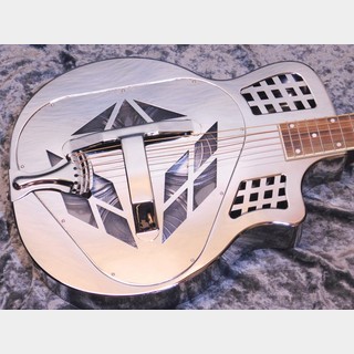 Republic GuitarsTricone Cutaway Polished Nickel Finish