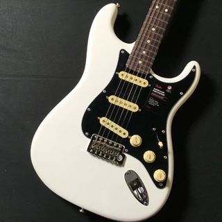 Fender American Performer Stratocaster Rosewood Fingerboard Arctic White エレキギター